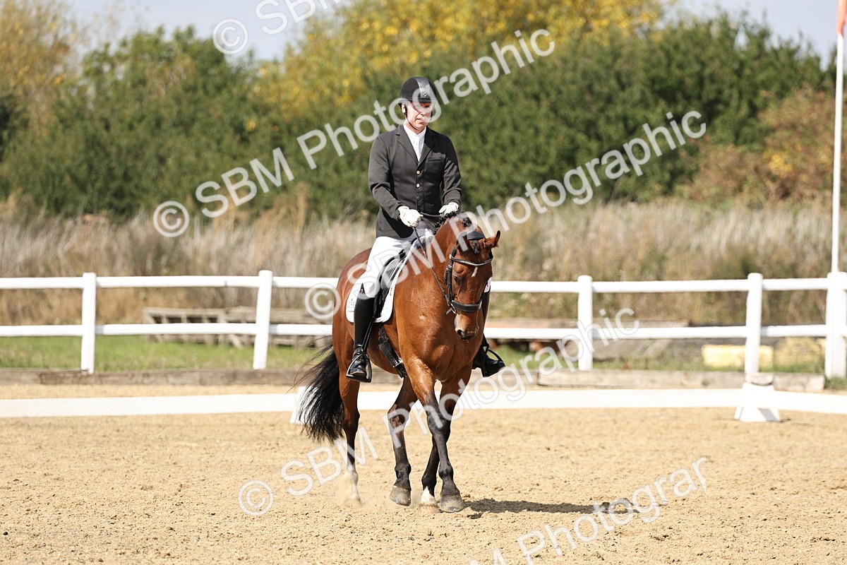 SBM_018706 - Class 16 - Novice 5 - 12.08-13.11