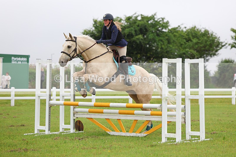 3E7A6111 - Class 5: Senior 80cm