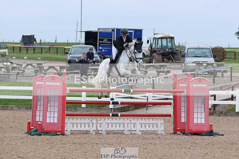 241101A-152313-02943 - FRI Cls 7 Blue Chip Grade B&C Jump Off