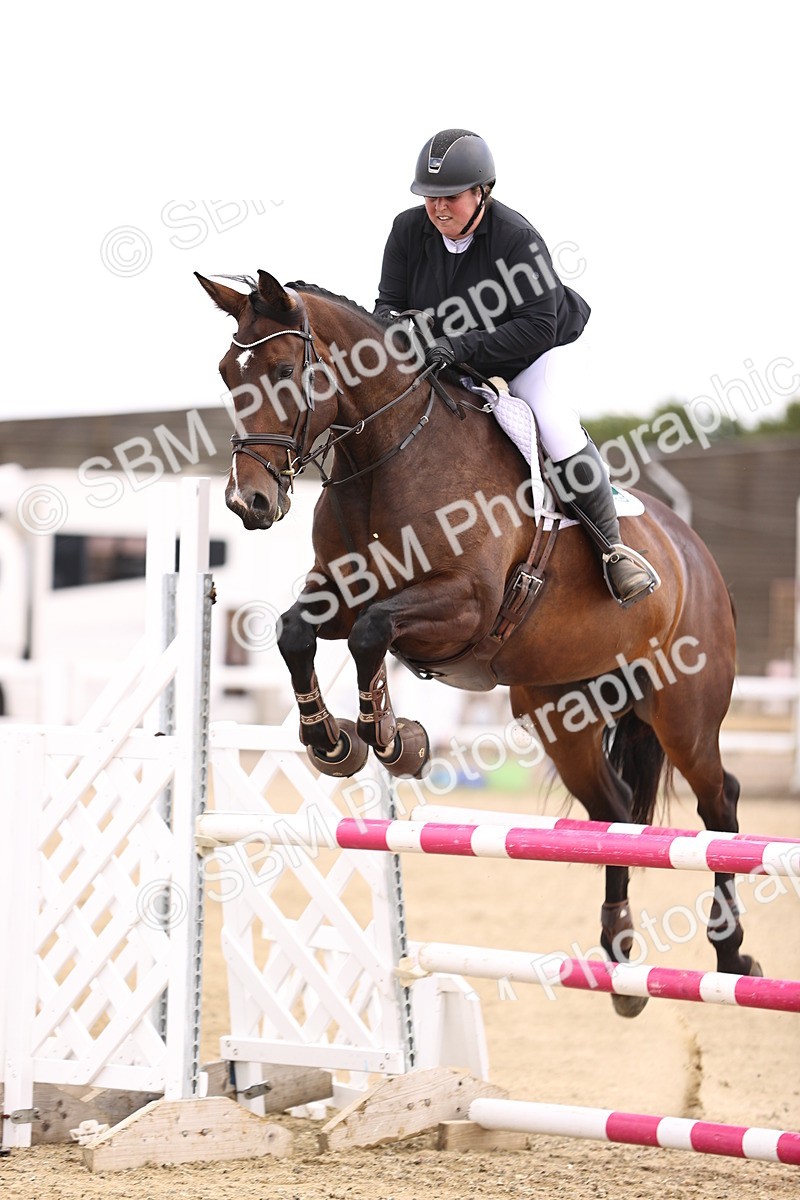 SBM_001054 - Class 5 - 1.05m Amateur Championship Qualifier