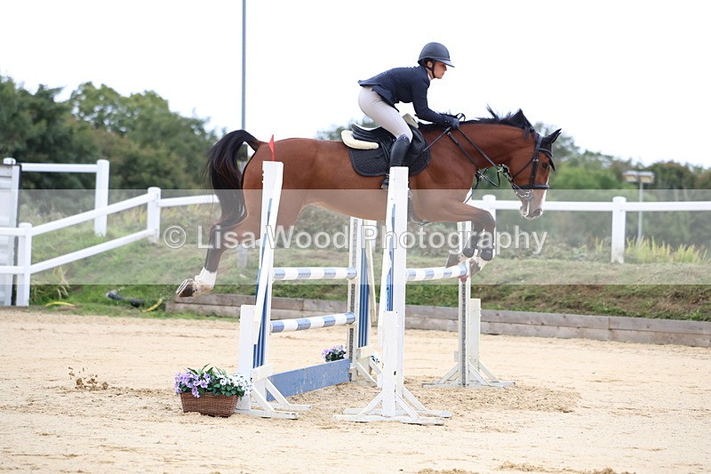 3E7A3034 - Class 8: Senior Newcomers/1.10m open