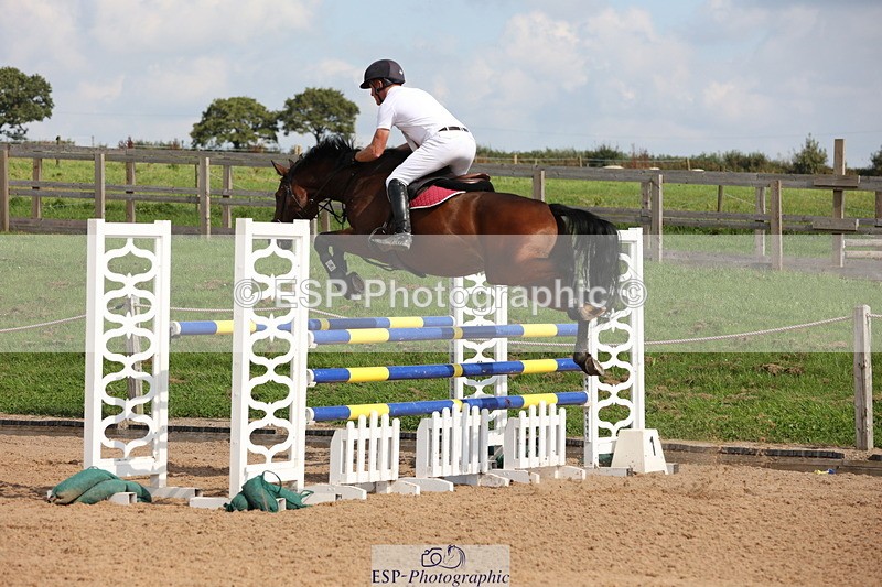 230915A-134050-02445 - Cls 4 National 1.30m