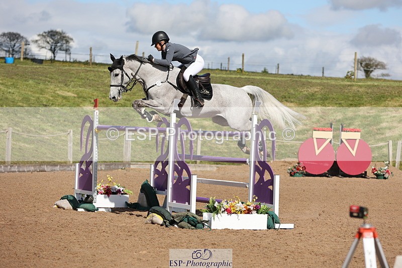 240419A-155145-08992 - Cls 10, 2 Star Big Tour 145cm  15.45 to 16.35 break