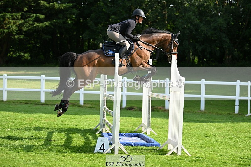 250614A-090204-04857 - Cls 18 Newcomers and 1.10m Open