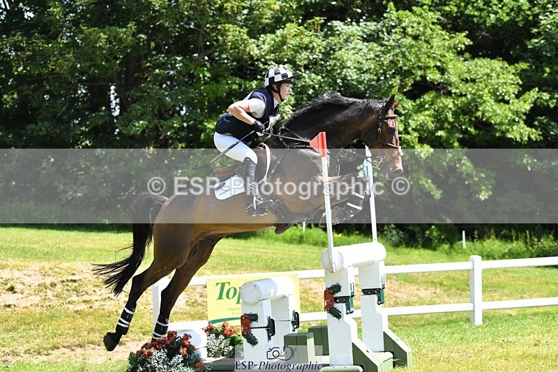 230528-112403-16441 - 407-KING_OF_THE_SWINGERS-Louise_Bradley-XC