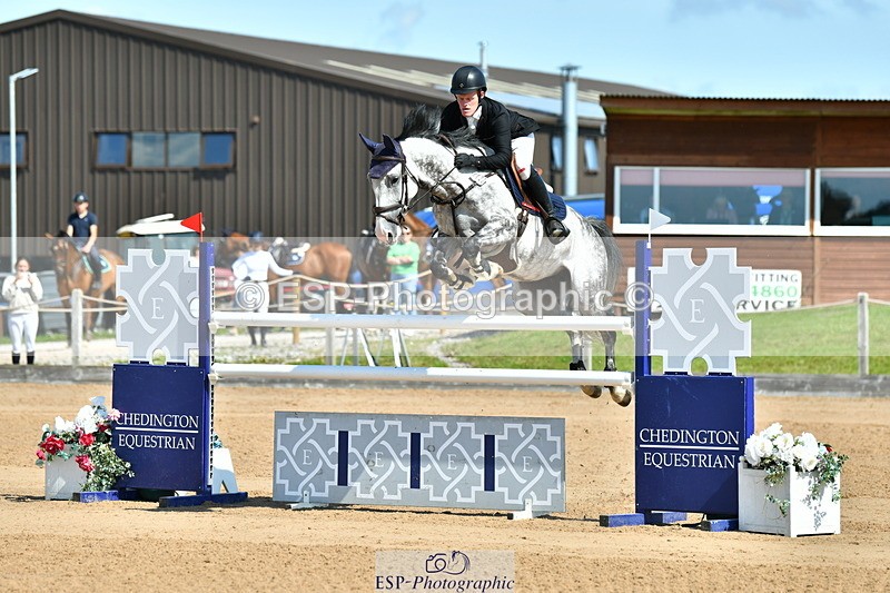 230720A-103415-01886 - Cls 5, 2 Star Medium 1.35m