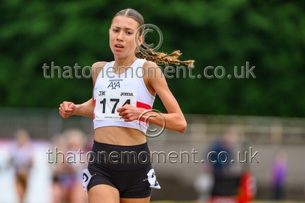 Sen25SAT-926552 - Track Female Set Two