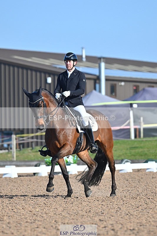 250405-080321-09276 - 189-Darren.Hicks-Lenika