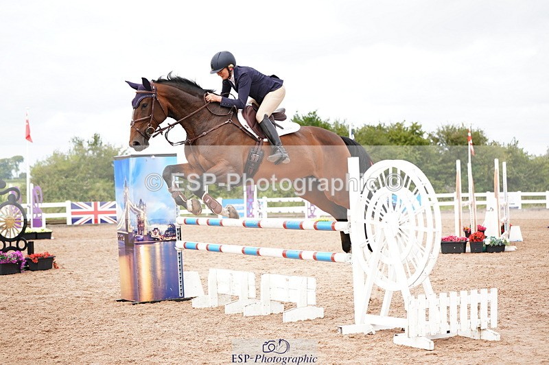 240804A-123902-10879 - Cls 51 1.05m Amateur Qualifier