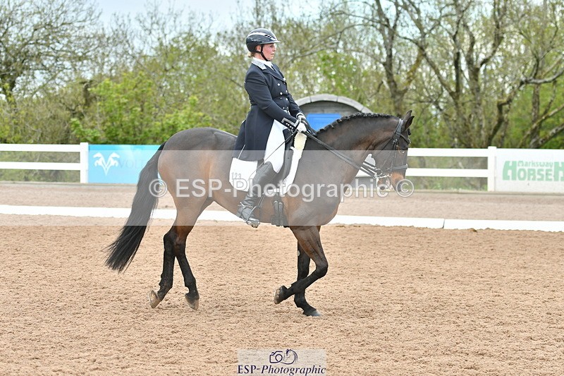 230511A-154328-01214 - BD Cls 16+17 Advanced 102 & 105