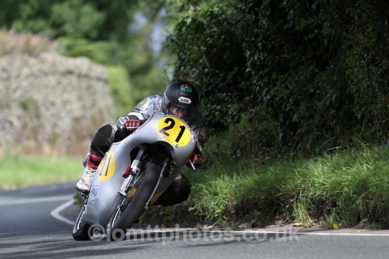 FOM_9562 - Bennetts 500cc Classic TT Race