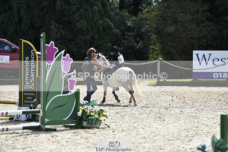 230824-141824-03893 - Round 2 Lead Rein Start to 14.40 CW