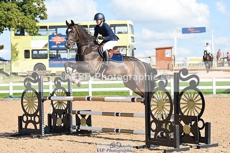 230915A-150608-00749 - Cls 12 1.05m Amateur Qualifier