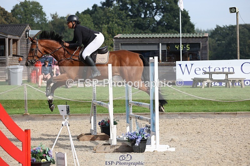 230908-101209-00323 - Cls 6 Snr British Novice & 90cm Open