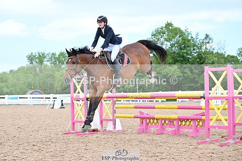 240605A-125348-00427 - Cls 3 Snr 1.05m Open