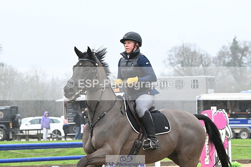 250215A-132448-01000 - Cls 4 Newcomers and 1.10m Open