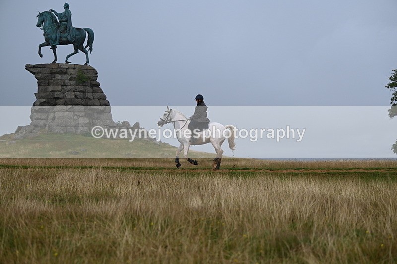 DSC_3969 - Time at Statue 14:56 to 15:05