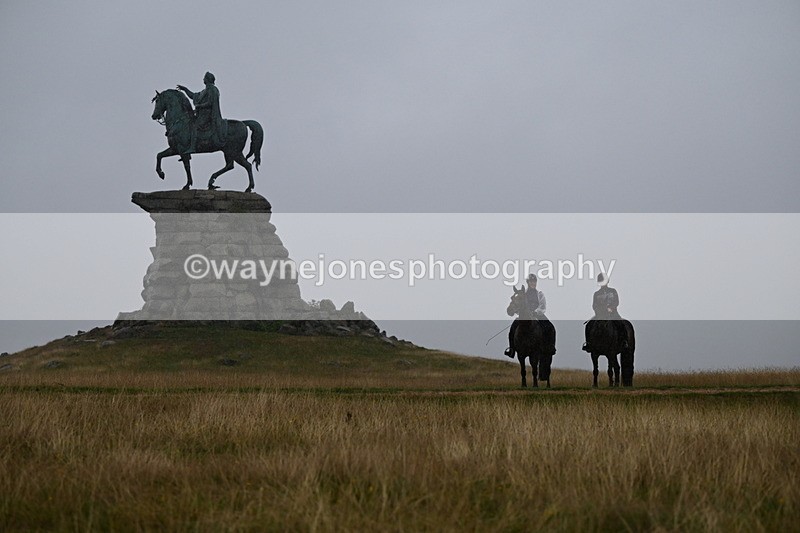 DSC_3250 - Time at Statue 12:59 to 13:49