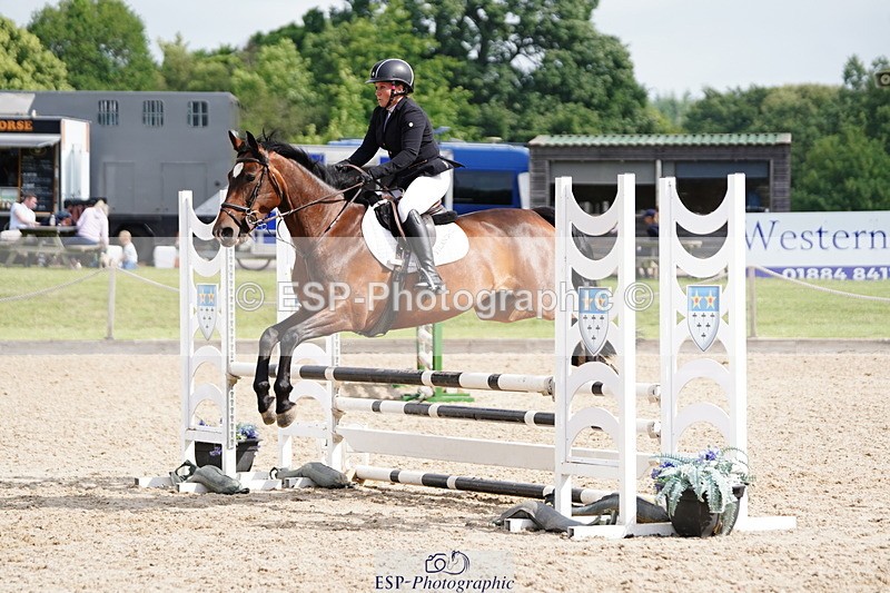 250613A-094452-01132 - Cls 9 85cm Amateur Quali