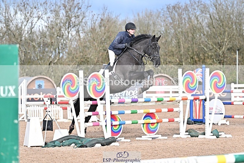 251119-113845-00287 - Cls 3 Snr 1.05m Open