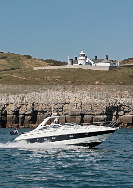 111002 RUNNING BEAR IMG_2971 - Motorboats - Open