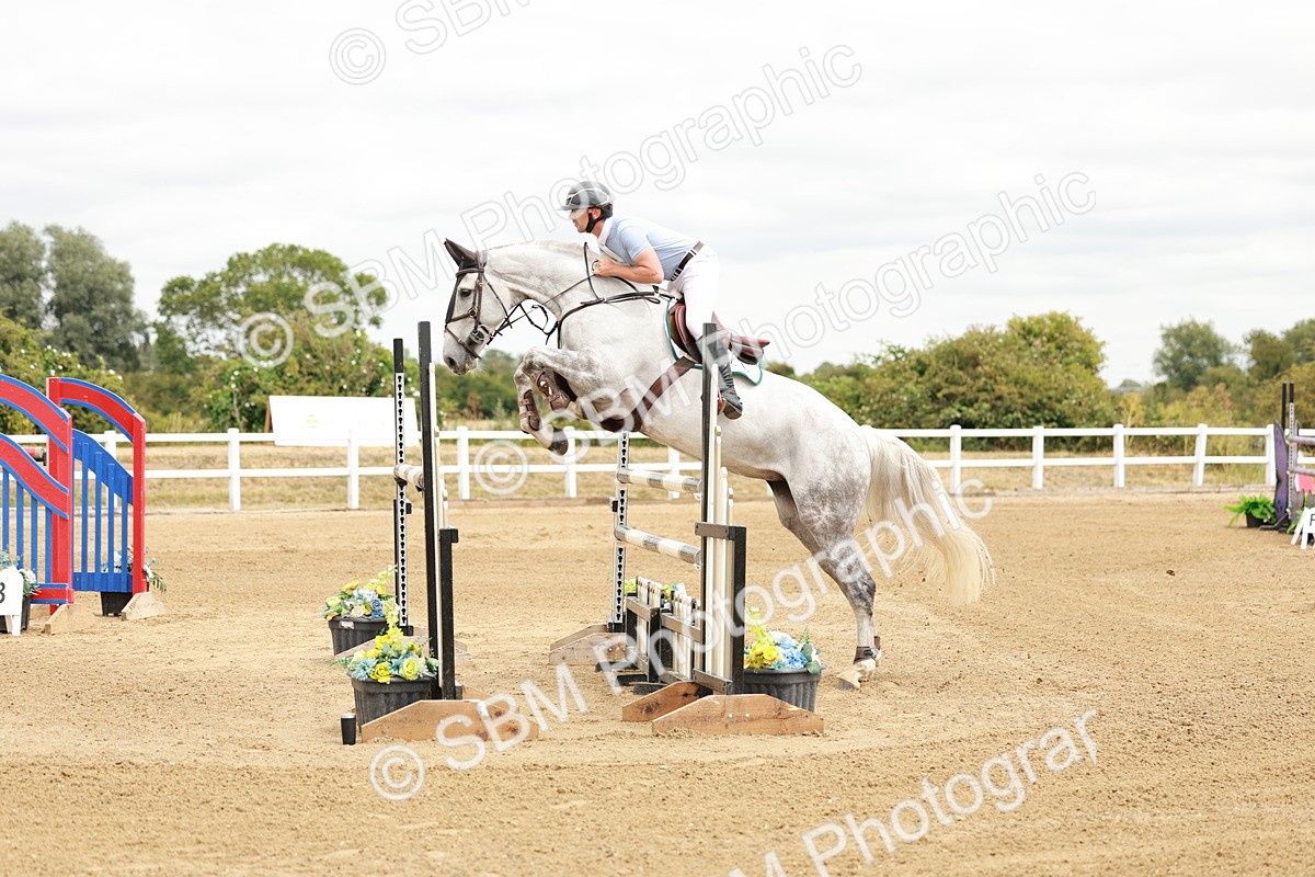 SBM_018245 - Class 21 - Senior Newcomers Championship 2d Rd