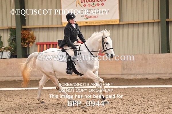 BPP_0944 - 18 / 19 - M BAKER