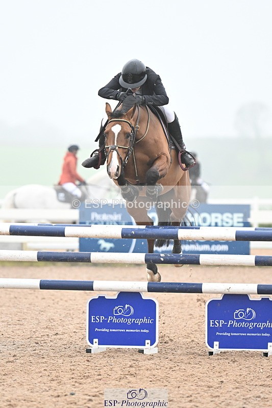 241102A-112248-04014 - SAT Cls 14 Blue Chip JCP Jump Off