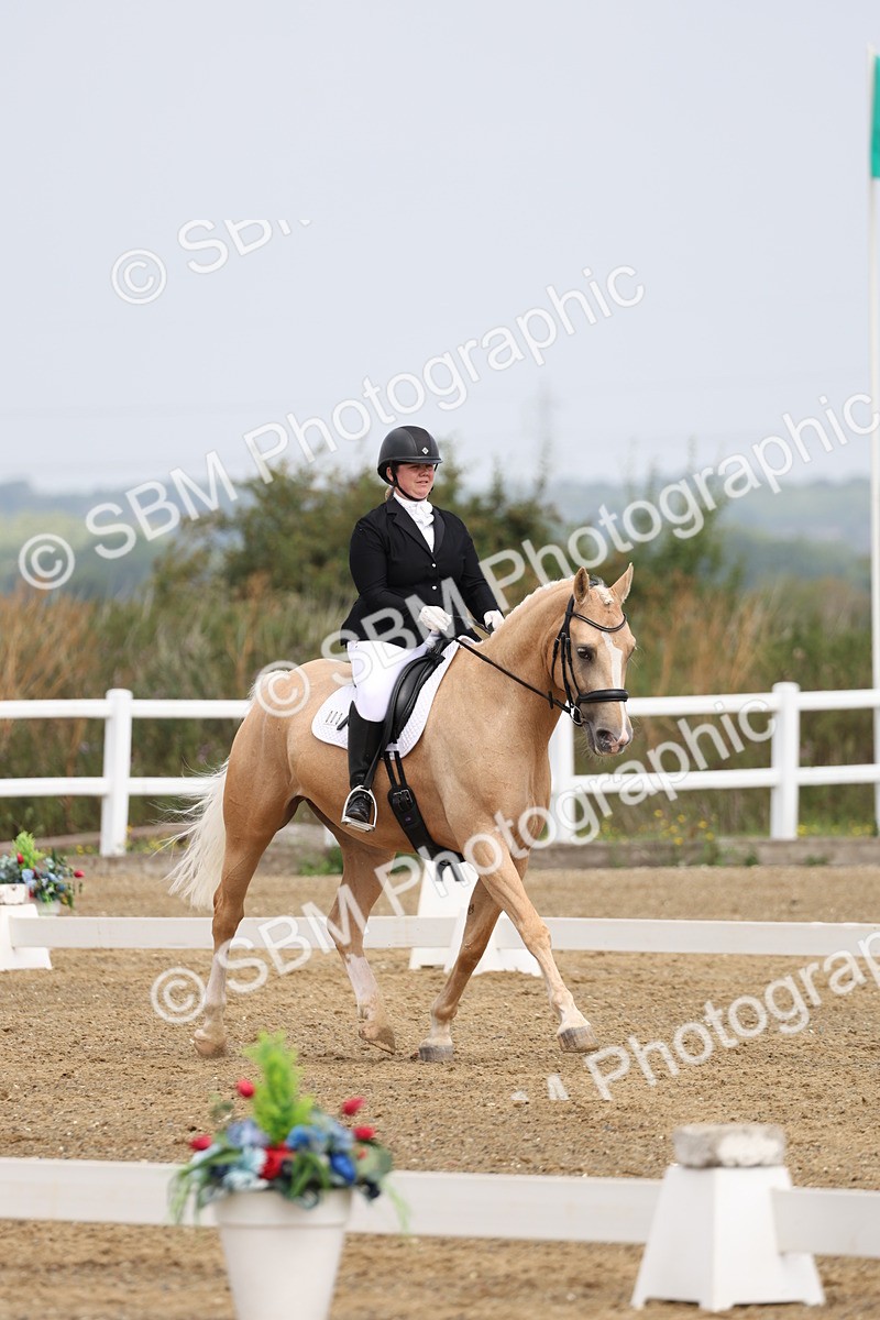 SBM_005813 - Class 6 - Novice 6 - 10.26-11.29