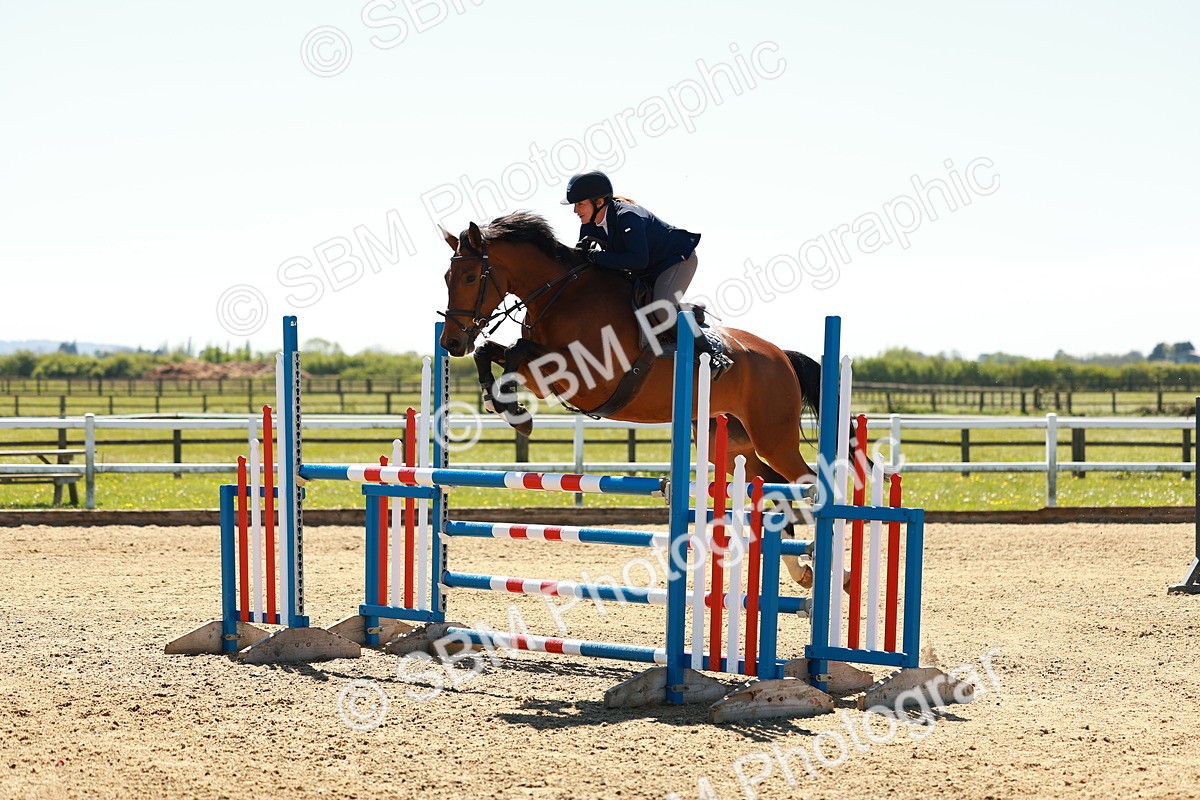 SBM_001268 - Class 4 - Senior Newcomers 1.10m