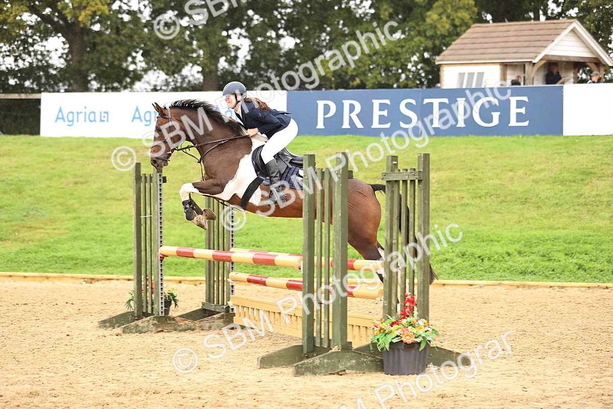 SBM_73280 - J19 - Junior Horse & Pony 90cm Supreme championship