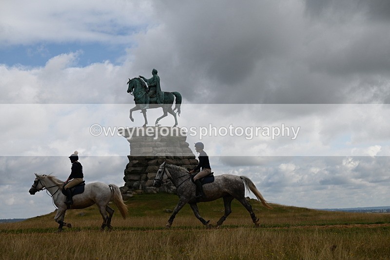 DSC_4037 - Time at Statue 09:50 to 11:09
