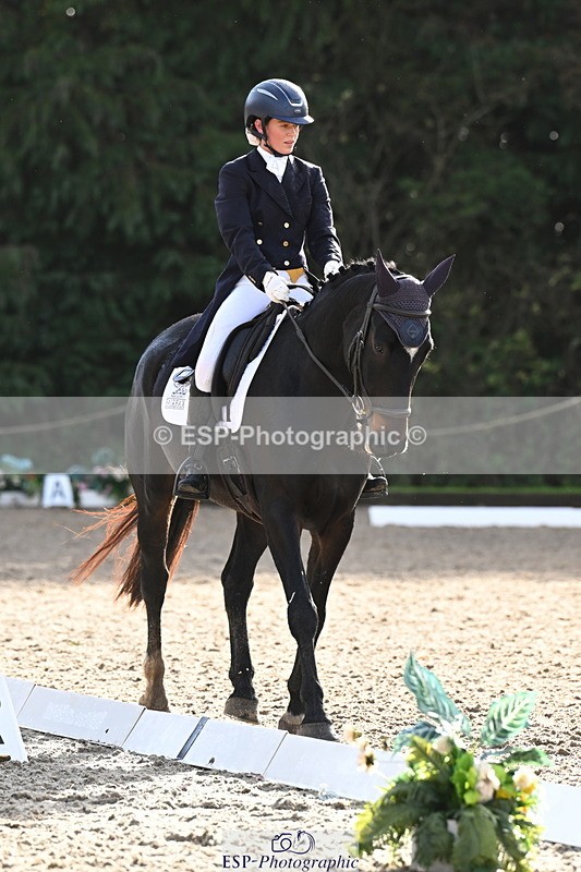 251023A-150939-05675 - B-162-Elle.Slack