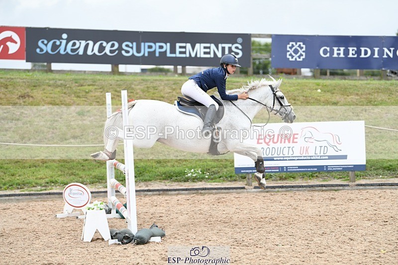 250807-112813-00683 - 90cm Round 1