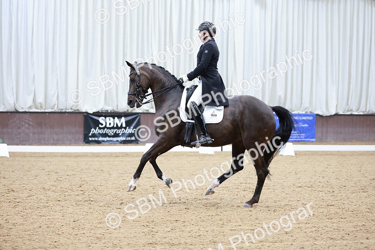 SBM_016646 - Class 5 - FEI INT II - 17.24-18.20
