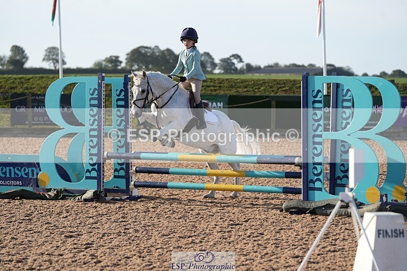 260926-090230-00007 - Cls 1&2 Pony Intro 70 - 11Yrs & Under