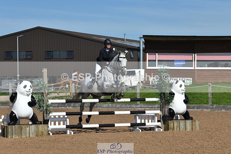 230903A-110424-03799 - Cls 13 1.05m Amateur Quali