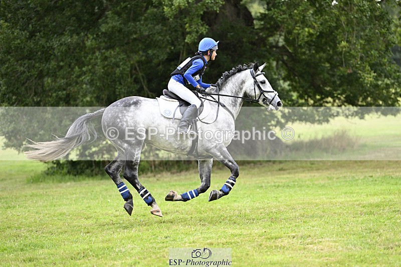 240825X-165201-37631 - 80cm XC 16.30 to 17.30