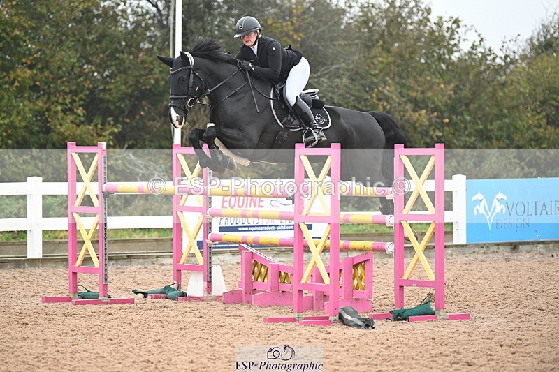 241102A-125218-04661 - SAT Cls 15 Foxhunter and 1.20m Open