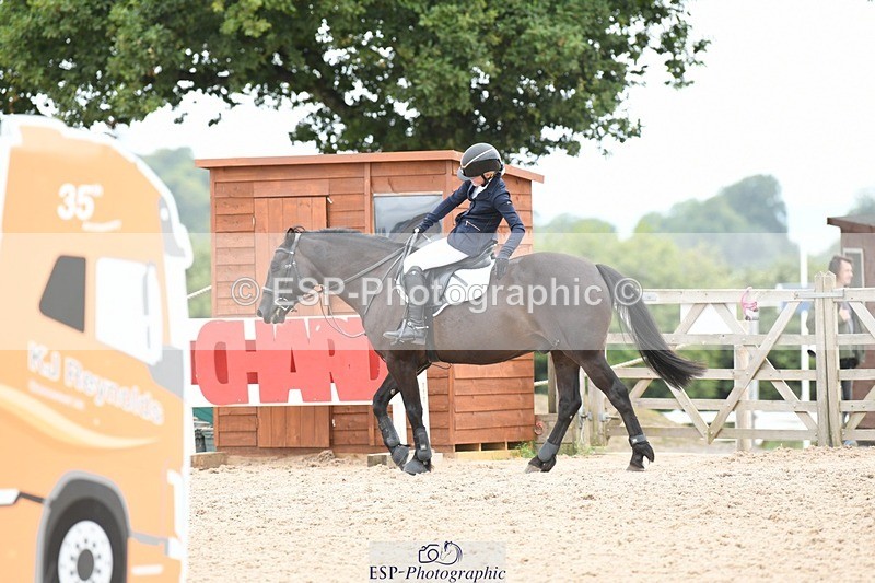 250807-110708-00474 - 90cm Round 1