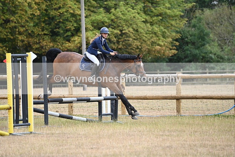 WJ6_0865 - Class 14 Intermediate Jumping 75cm