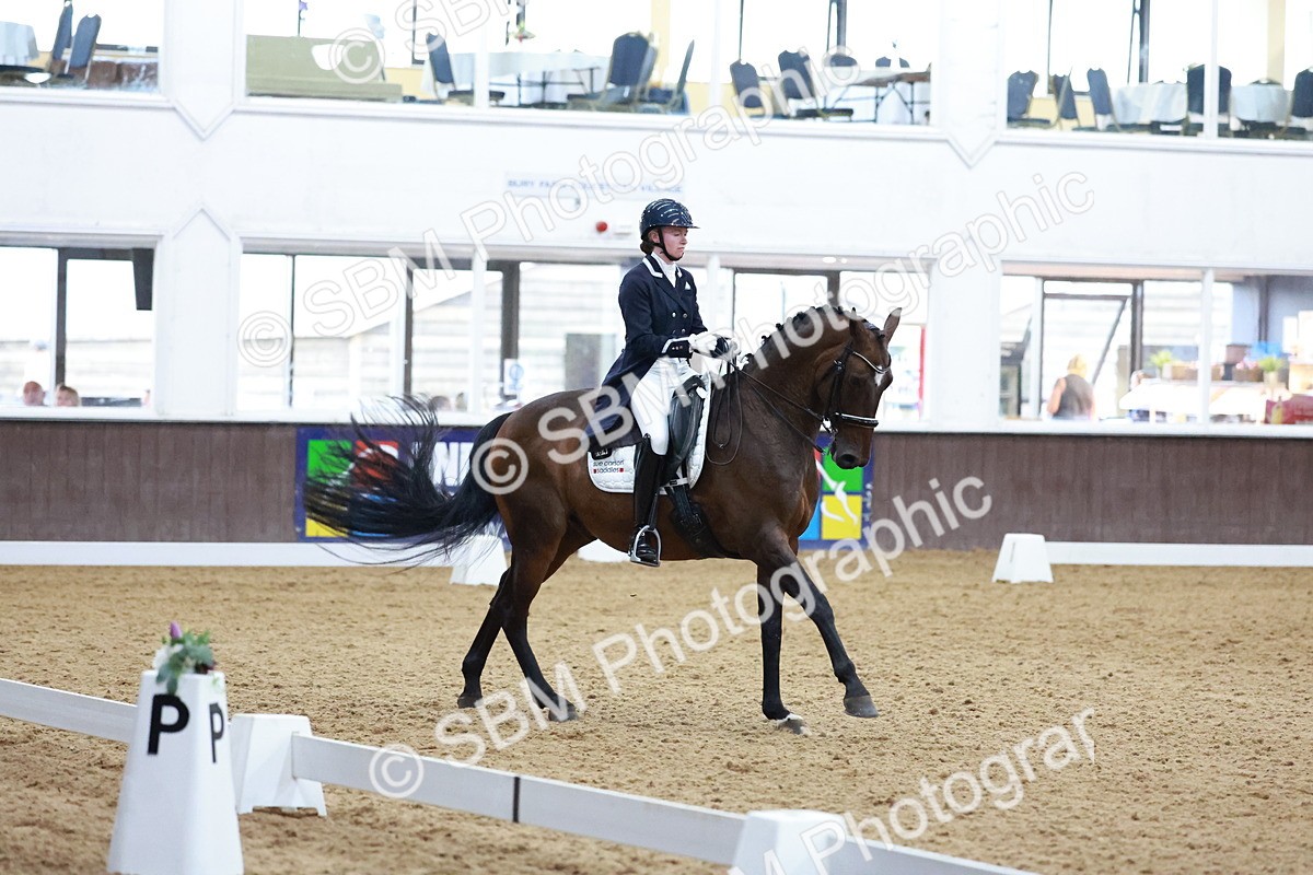 SBM_021753 - Class 14 - FEI Grand Prix - 18.52-19.37