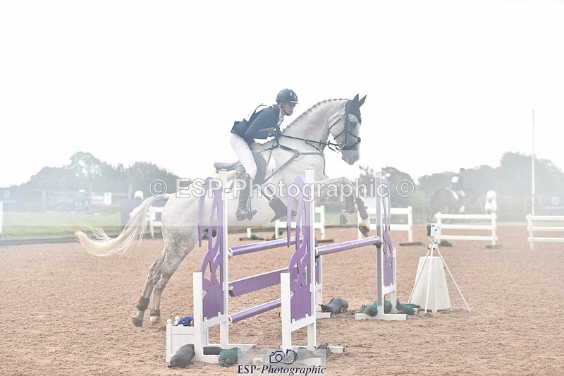 250831-090912-05004 - L-552-Tara.Moore