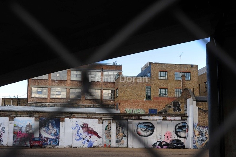 Shoreditch Graffiti - Frank Doran
