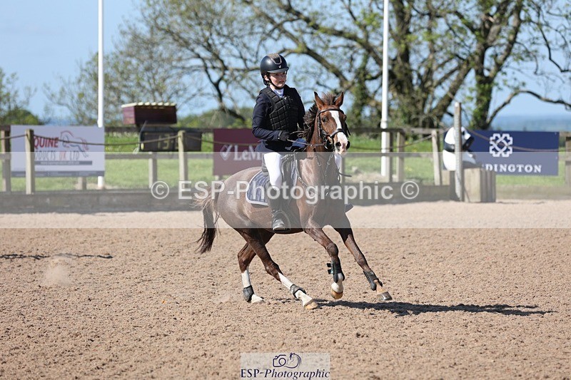 250504-101046-01855 - Cls 1 Pony Intro 70cm