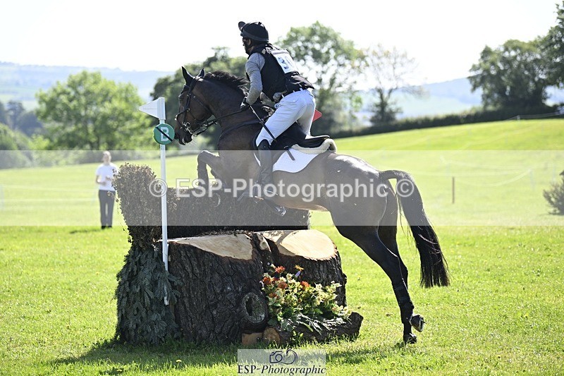 240525-094003-11962 - 303-KILLEENHOUSESTUD_OBOS_16-Tom_D_Crisp