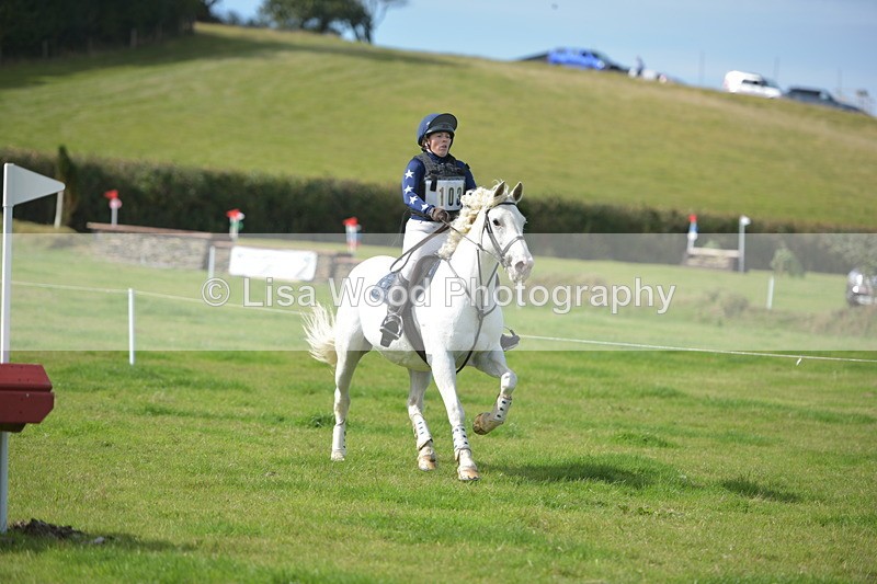 RAY_8188 - Class 1: Trebudannon Open: Red Table