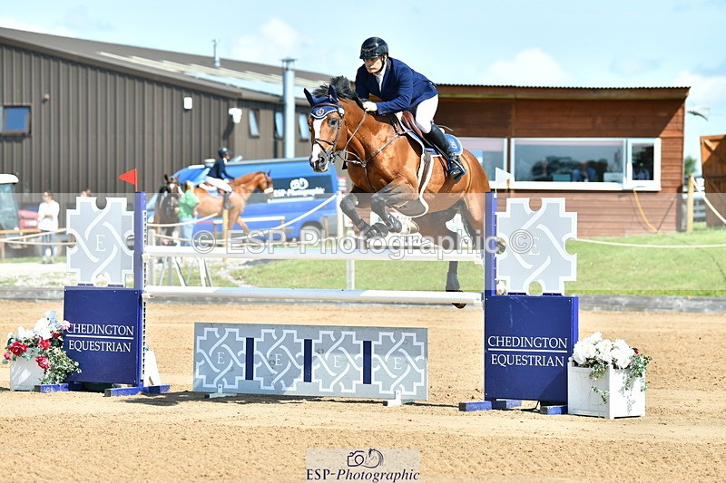 230720A-104116-01934 - Cls 5, 2 Star Medium 1.35m