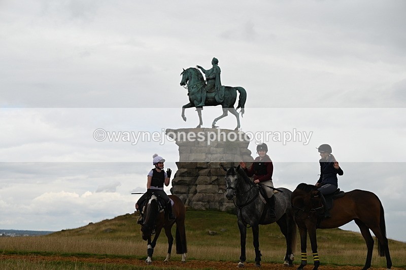 DSC_7520 - Time at Statue 13:16 to 13:52