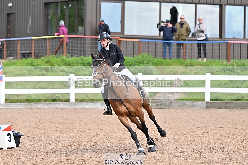 240912A-122320-01323 - Cls 10 85cm Amateur Qualifier